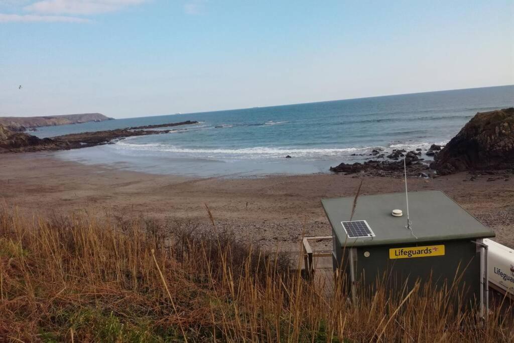 Farm Accommodation - The Lizard Peninsula, Cornwall Helston Εξωτερικό φωτογραφία