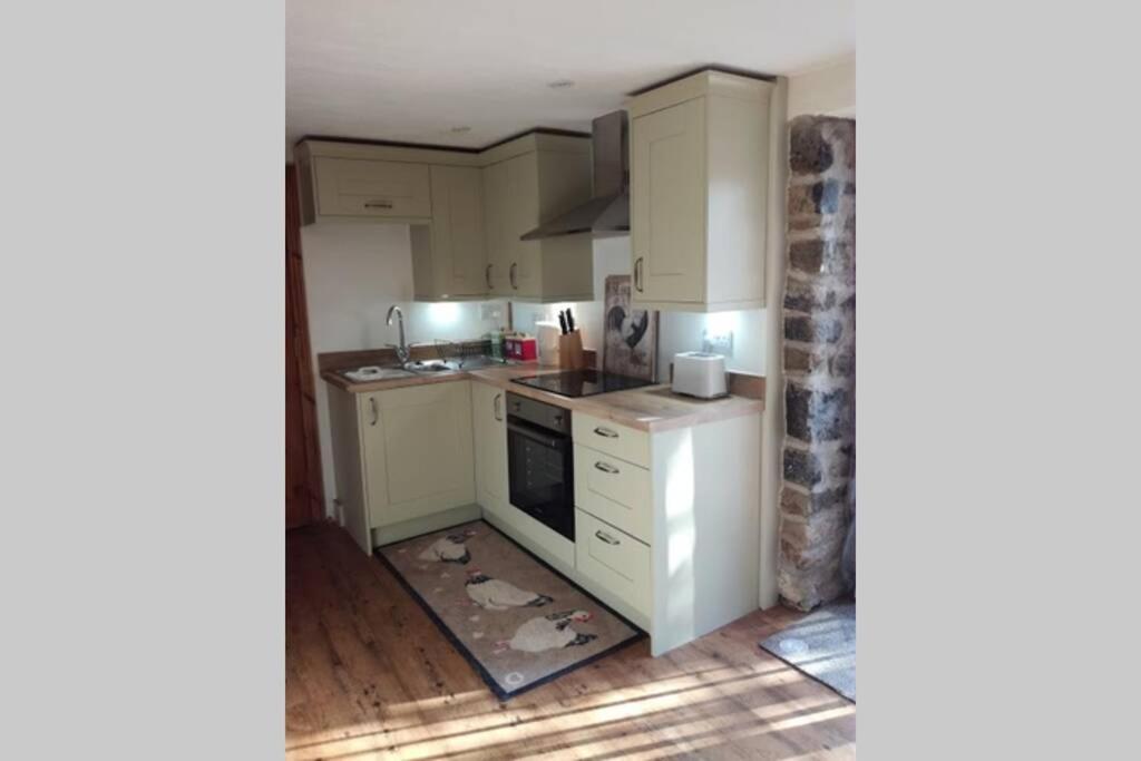 Farm Accommodation - The Lizard Peninsula, Cornwall Helston Εξωτερικό φωτογραφία