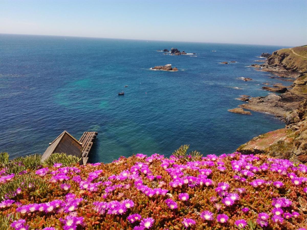 Farm Accommodation - The Lizard Peninsula, Cornwall Helston Εξωτερικό φωτογραφία